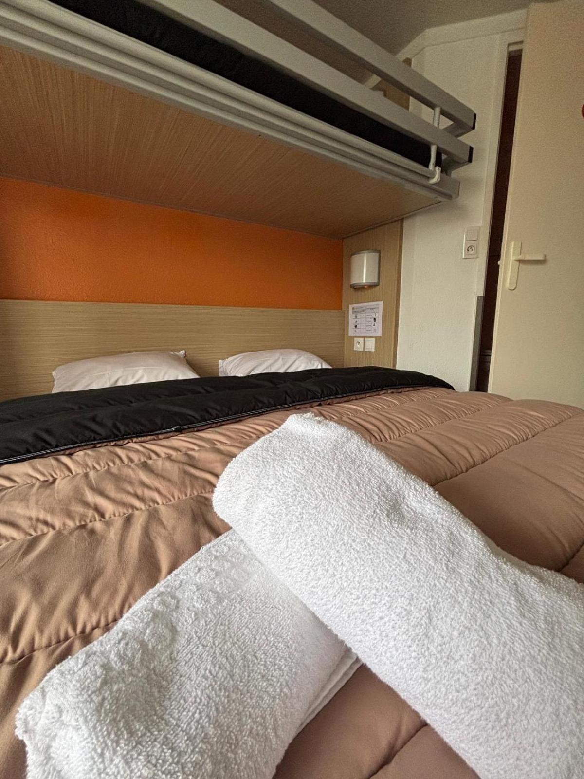 Classic Hotel - Fontenay-Tresigny Ngoại thất bức ảnh
