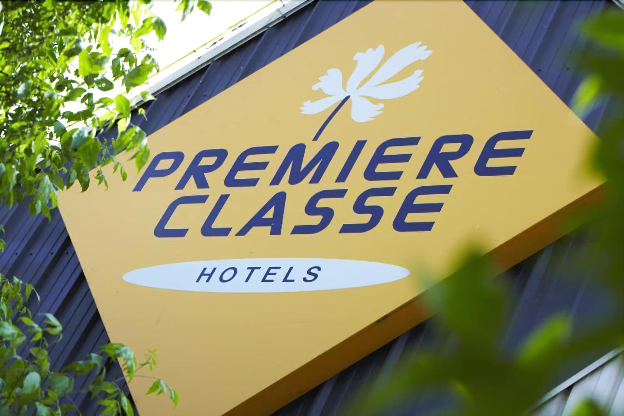 Classic Hotel - Fontenay-Tresigny Ngoại thất bức ảnh